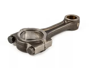 Kubota D1105 connecting rod, used (0)