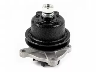 Kubota L2000DT a water pump (3)