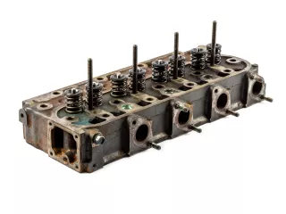 Kubota V1405 cylinder head, used (0)