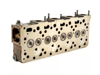 Kubota V1405 cylinder head, used (2)