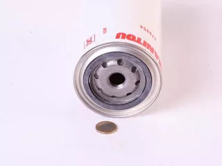 Manitou engine oil filter (1)