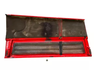 Motorschutz-Seitenabdeckung, linke Seite, für Yanmar F-18, F-18D, F-20, F-20D, F-22, F-22D, F-24, F-24D Traktoren, gebraucht (1)