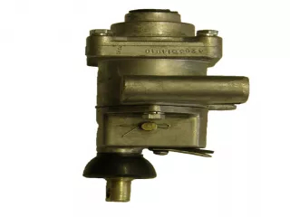 MTZ 80 brake valve original (1)