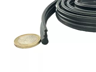 MTZ rubber profile rear fender insulation long original (0)