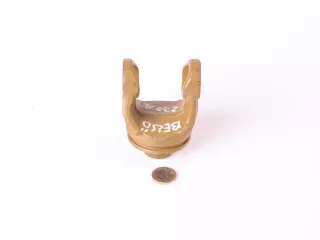 PTO drive shaft yoke 27HP (20kW) MMM D=28 (0)