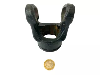 PTO shaft yoke 27 HP (20 kW), large triangle (0)