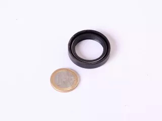 rubber seal 25x35x7 dust proof (Belarus/MTZ JAZDA camshaft feeder) (1)