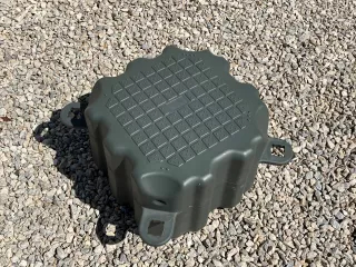 Schwimmdock aus Kunststoff 50 x 50 x 40 cm (2)