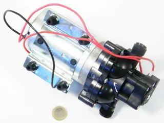 Sprayer electric pump SHURFLO 12V, 13.2 l / min (1)