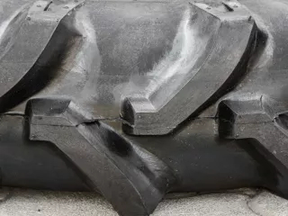 Tyre  8-18 SUPER SALE PRICE! (1)