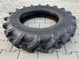 Tyre 9.5-22 SUPER SALE PRICE! (0)
