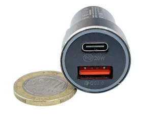 USB-Autoladegerät – mit USB-A und USB-C Anschlüssen
(0)
