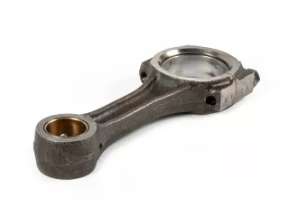 Yanmar 3TNC78 connecting rod, used (1)