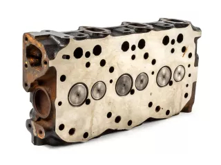 Yanmar 3TNC78 Zylinderkopf, gebraucht (No.3) (2)