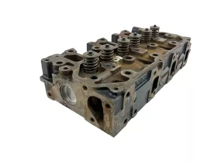 Yanmar 3TNV76 cylinder head, used (1)