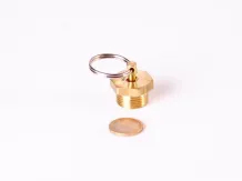 Belarus/MTZ air-tank water drain valve