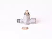 Belarus/MTZ fuel tap