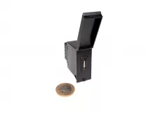 Force 1008 USB töltő