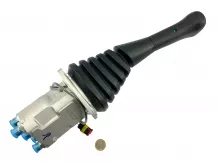 Force 317  low-pressure hydraulic control valve (joystick, right)