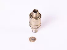 hydraulic quick disconnect coupling 20, ball