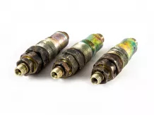 Iseki E3AF1 injector complete, set of 3 pieces, used
