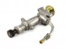 Iseki E3AF1 oil pump with foot filter, used