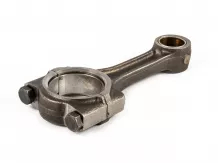 Kubota D1105 connecting rod, used