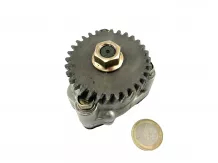 Kubota D722 oil pump, used