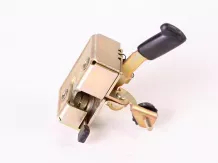 MTZ ajtózár belső komplett új típus, jobb (original)