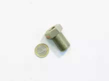 Mtz hydraulic oil tank nipple (draining recirculation)