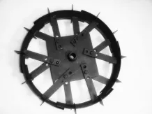Potato planter wheel drive