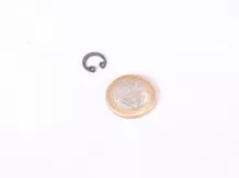 Seegerring 10 mm inner (in Bohrung)