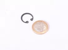 Seegerring 16 mm inner (in Bohrung)