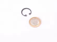 Seegerring 18 mm inner (in Bohrung)