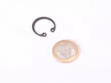 Seegerring 19 mm inner (in Bohrung)