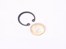 Seegerring 26 mm inner (in Bohrung)