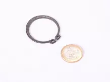 Seegerring 34 mm äußer (auf Welle)