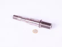 Turbine axle