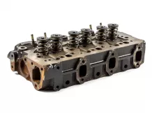 Yanmar 3TNC78 cylinder head, used (No.3)