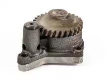 Yanmar 3TNC78-RB1C oil pump, used